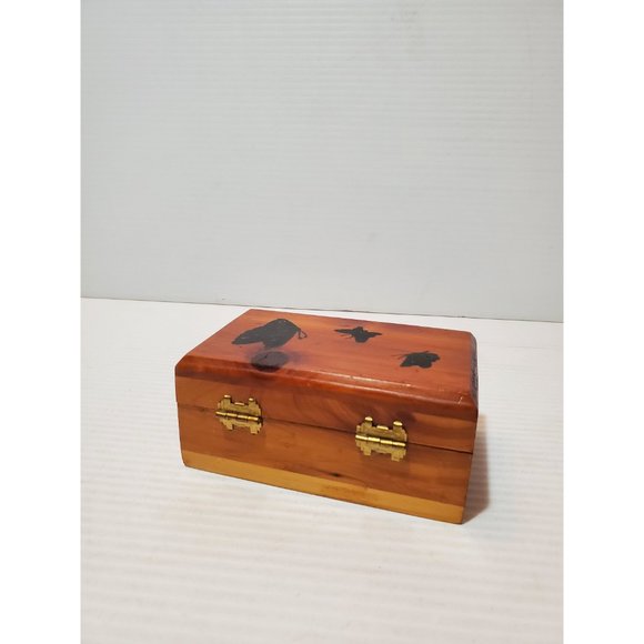 Wooden Keepsake Box, Wooden Chest, Wooden Box, Small Treasure Chest, Woo… - Picture 6 of 10